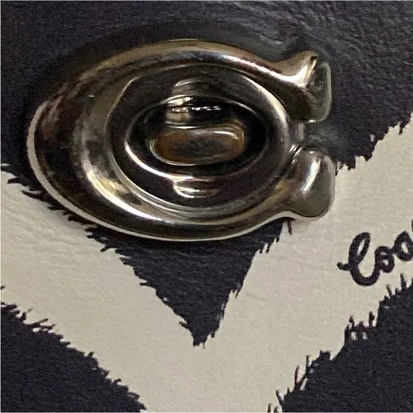 Coach Willow 24 Storypatch Zebra Print Shoulder Crossbody Bag - Picture 10 of 10